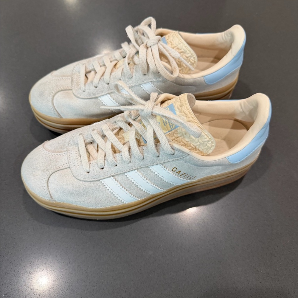 Women’s Adidas Gazelle Bold (6)